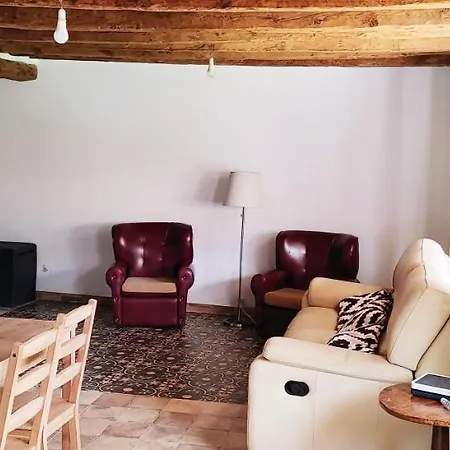 Casa Del Medio Nyaraló