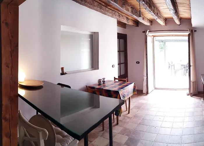 Casa Del Medio * Fuentecantos